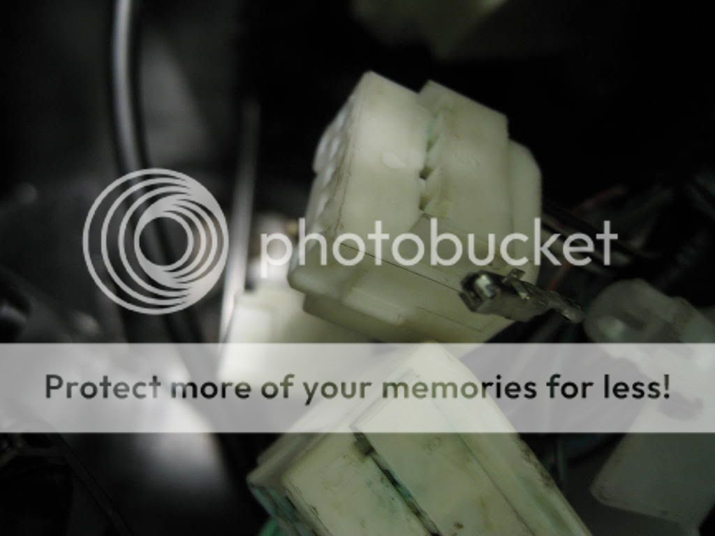 Fuse Box Corrosion Lexus GS 300 / Lexus GS 250 / Lexus GS 430 / Lexus