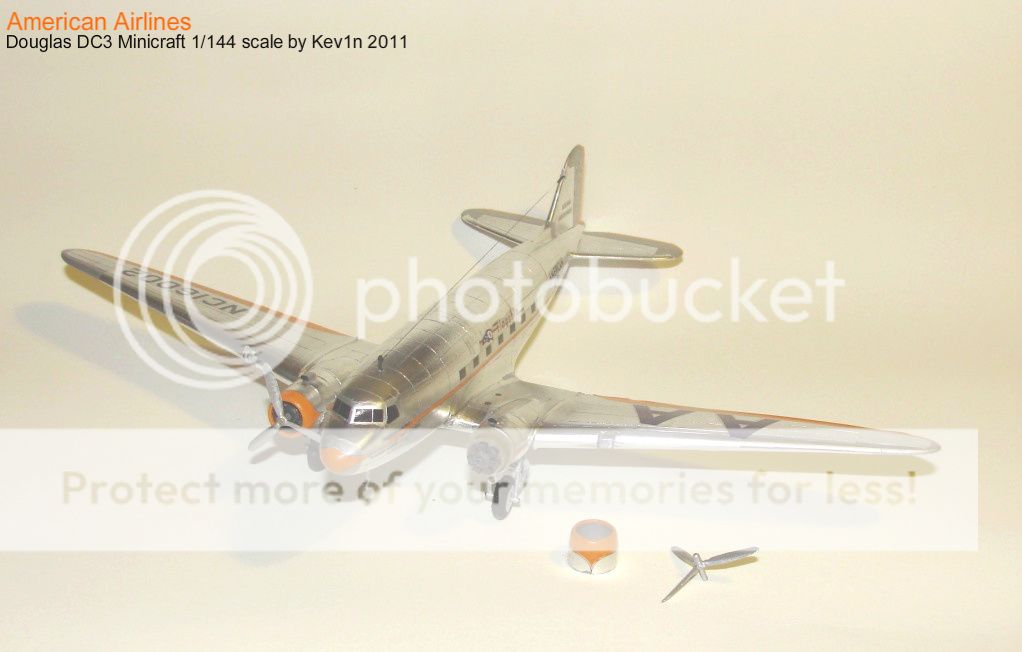DouglasDC3_40_AA_complete10.jpg